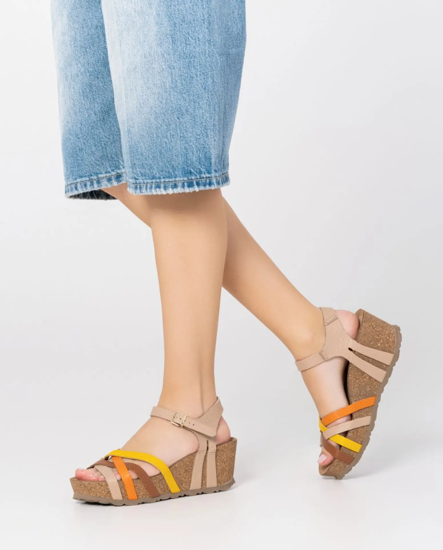 Sandalia Cuña Bari 302 Beige