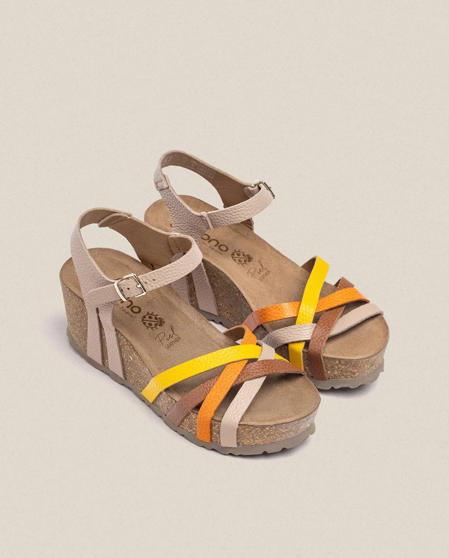 Sandalia Cuña Bari 302 Beige
