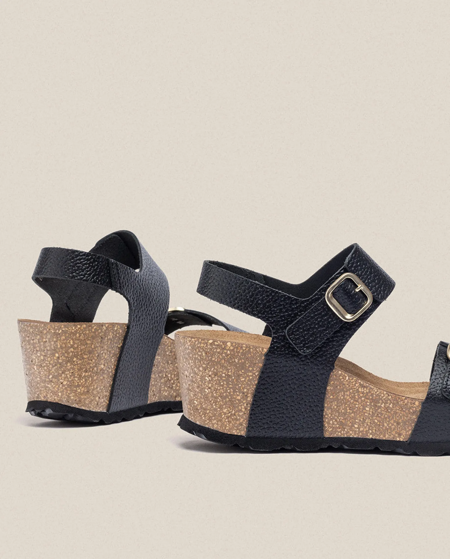 Sandalia Cuña Bari 301 Negro
