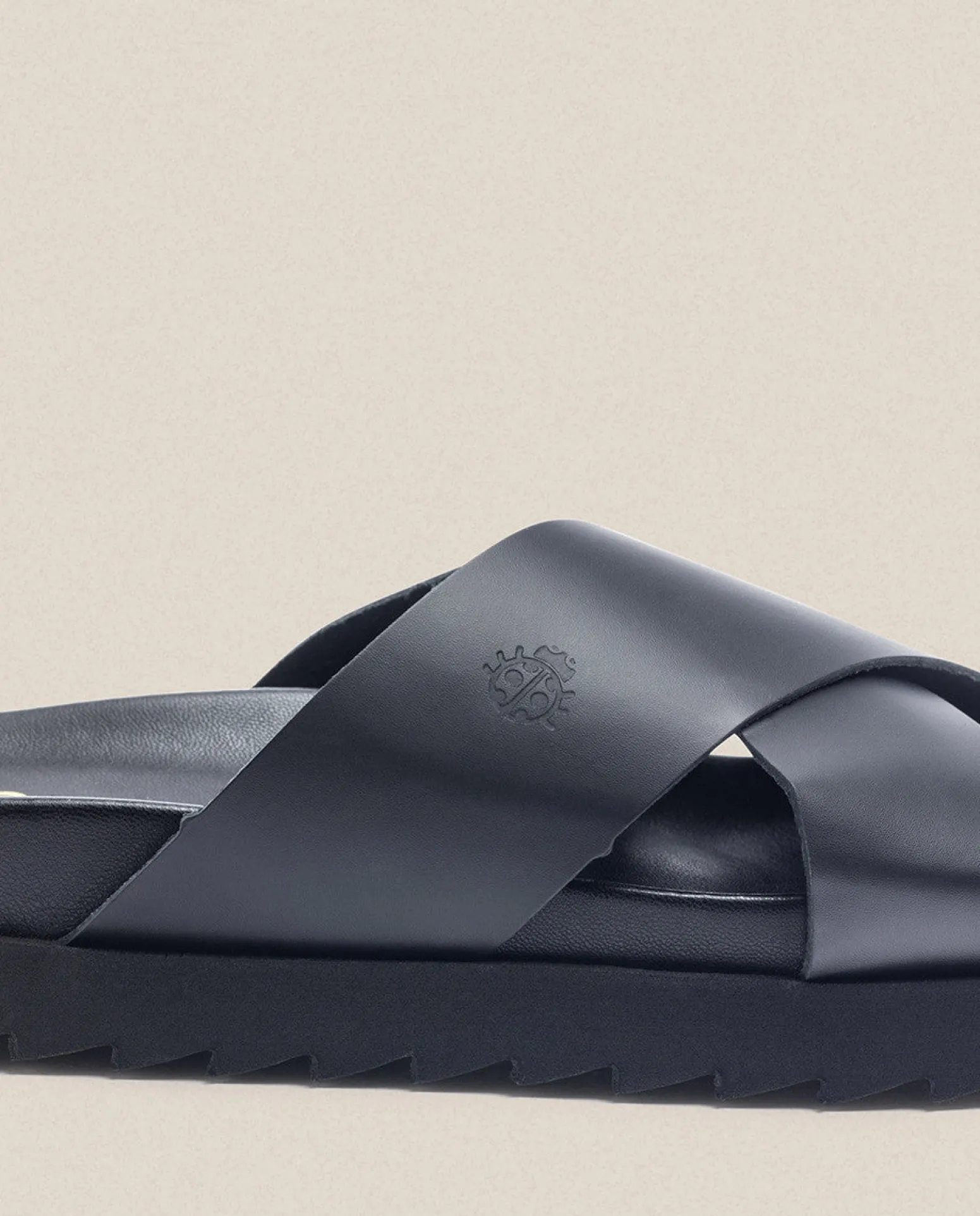 Sandalia Plana Man 003 Negro