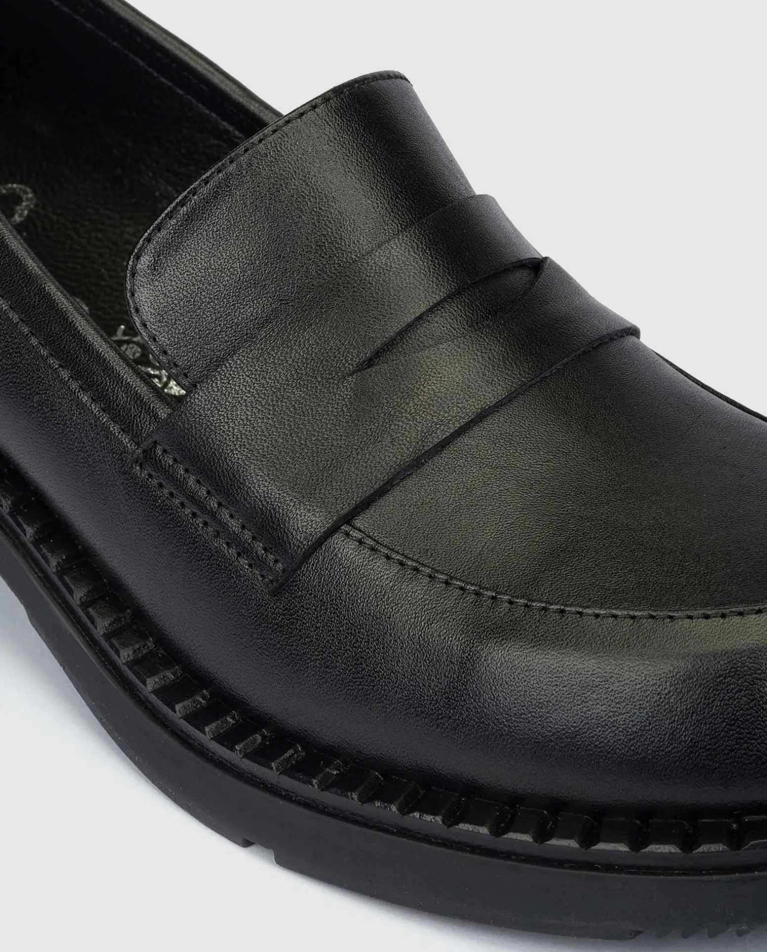 Zapato De Tacón Yumara 001 Negro