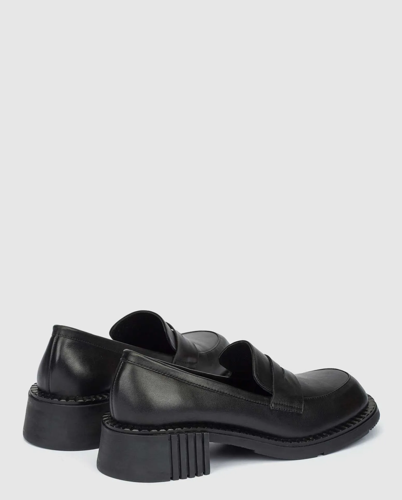 Zapato De Tacón Yumara 001 Negro