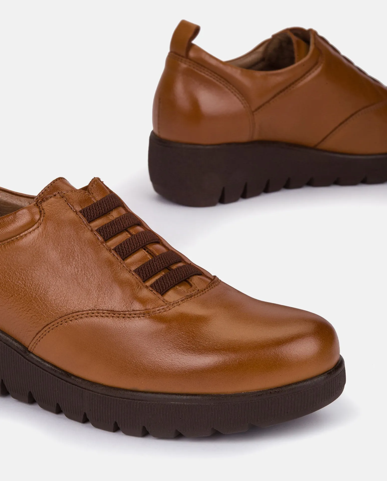 Zapato Plano Atenas 035 Cuero